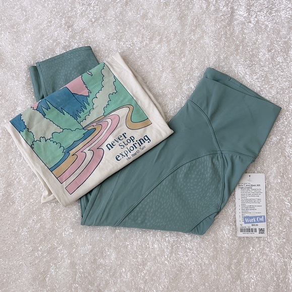 Lululemon High Rise - Picture 4 of 4